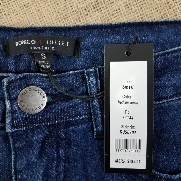 Romeo & Juliet Couture Embroidered Slim Ankle Jean - Picture 7 of 8